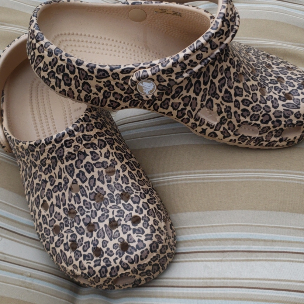 Crocs